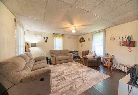 Living - 30663 E Press St, Excello, MO 65247 photo 1 of 2