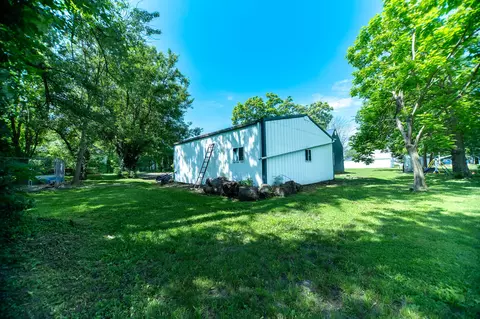 Exterior - 30663 E Press St, Excello, MO 65247 photo 9 of 11