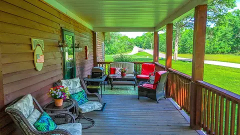Exterior - 1903 Pollock Rd, Mexico, MO 65265 photo 6 of 26