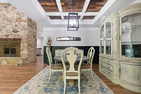 Dining - 1022 Timberline Rd, Moberly, MO 65270 photo 1 of 4