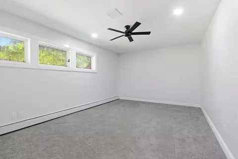 Bedroom - 1022 Timberline Rd, Moberly, MO 65270 photo 4 of 5