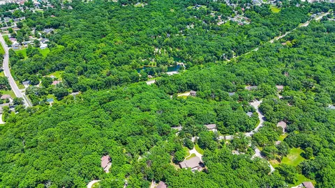 View/Area - 1022 Timberline Rd, Moberly, MO 65270 photo 7 of 8
