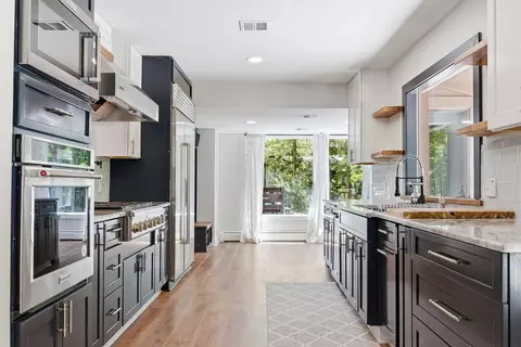 Kitchen - 1022 Timberline Rd, Moberly, MO 65270 photo 1 of 8