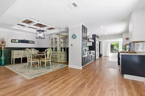 Entry Way - 1022 Timberline Rd, Moberly, MO 65270 photo 10 of 21