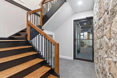 Entry Way - 1022 Timberline Rd, Moberly, MO 65270 photo 17 of 21