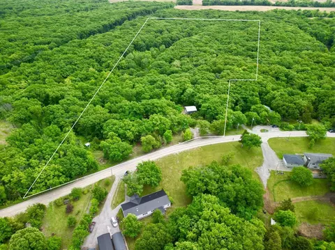 7500 N Oakland Gravel Rd, Columbia, MO 65202