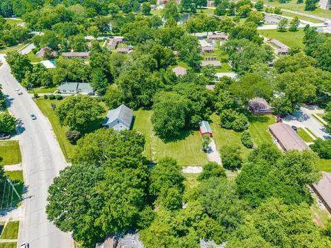 View/Area - 215 W 217 W 2nd St, Fulton, MO 65251 photo 11 of 13