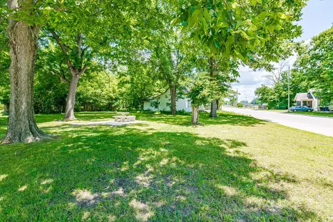 Exterior - 215 W 217 W 2nd St, Fulton, MO 65251 photo 12 of 14