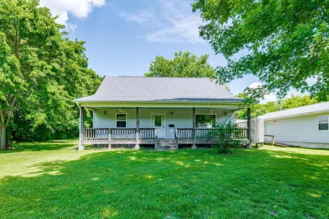 215 W 217 W 2nd St, Fulton, MO 65251