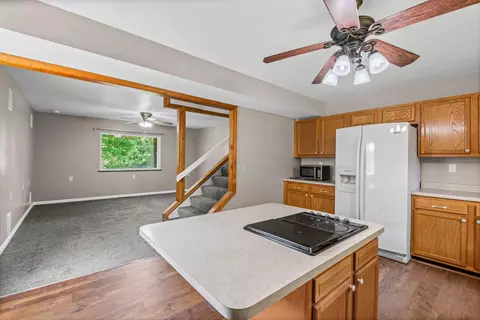 Living - 215 W 217 W 2nd St, Fulton, MO 65251 photo 4 of 4