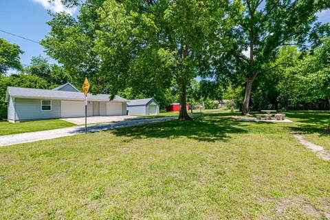 Exterior - 215 W 217 W 2nd St, Fulton, MO 65251 photo 13 of 14
