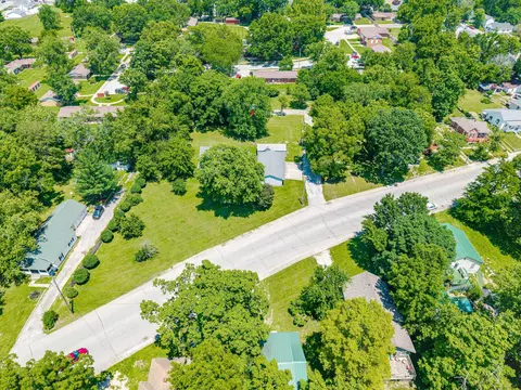 View/Area - 215 W 217 W 2nd St, Fulton, MO 65251 photo 5 of 13