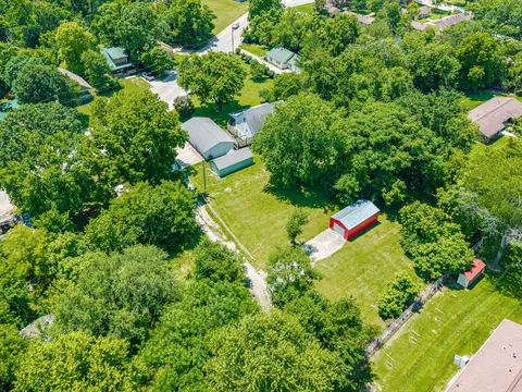 View/Area - 215 W 217 W 2nd St, Fulton, MO 65251 photo 7 of 13