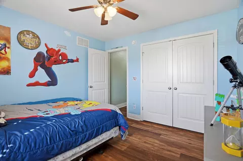 Bedroom - 140 Sommer Ct, Holts Summit, MO 65043 photo 7 of 10