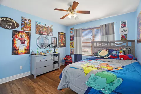 Bedroom - 140 Sommer Ct, Holts Summit, MO 65043 photo 6 of 10