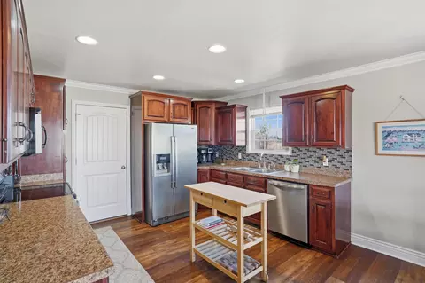 Kitchen - 140 Sommer Ct, Holts Summit, MO 65043 photo 1 of 4