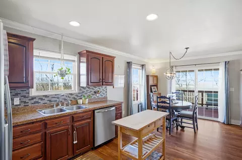 Kitchen - 140 Sommer Ct, Holts Summit, MO 65043 photo 3 of 4