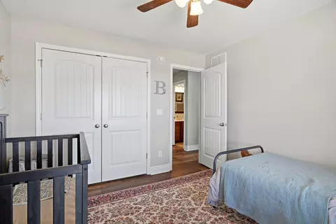 Bedroom - 140 Sommer Ct, Holts Summit, MO 65043 photo 5 of 10