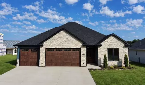 5217 Stormy Dr, Columbia, MO 65203