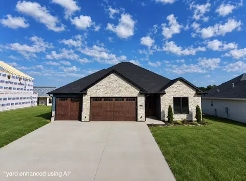 5217 Stormy Dr, Columbia, MO 65203