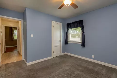 Bedroom - 804 E Lakeview St, Centralia, MO 65240 photo 3 of 4