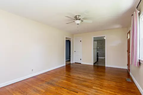 Living - 804 E Lakeview St, Centralia, MO 65240 photo 4 of 4