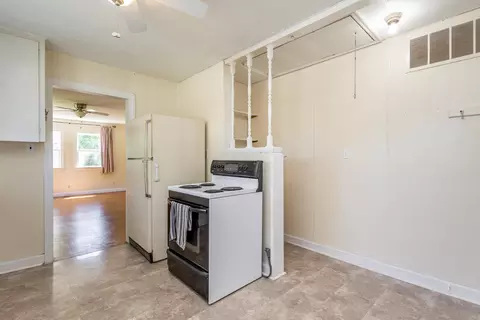 Kitchen - 804 E Lakeview St, Centralia, MO 65240 photo 3 of 3
