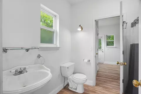 Bath - 13221 E Remie Rd, Centralia, MO 65240 photo 8 of 8