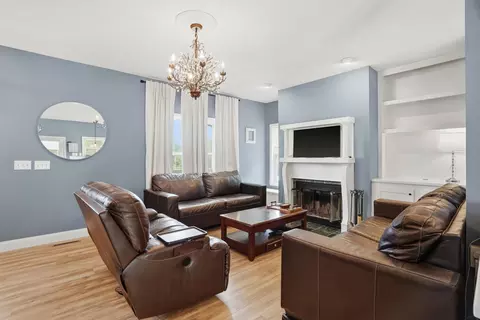 Living - 13221 E Remie Rd, Centralia, MO 65240 photo 2 of 6