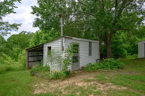 Exterior - 765 Main St, Morrison, MO 65061 photo 7 of 8