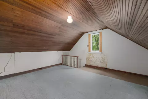 Bedroom - 765 Main St, Morrison, MO 65061 photo 2 of 3