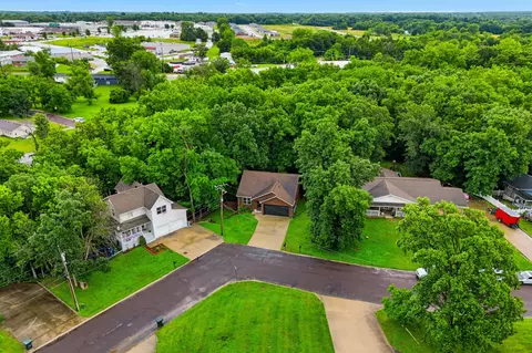 View/Area - 1400 Marbrooke Dr, Fulton, MO 65251 photo 1 of 4