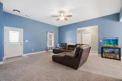 Living - 520 Logan Pl, Fulton, MO 65251 photo 2 of 2