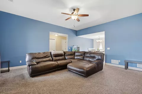 Living - 520 Logan Pl, Fulton, MO 65251 photo 1 of 2