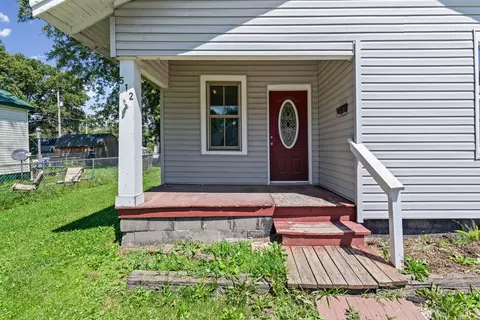 512 N Hickman St, Centralia, MO 65240