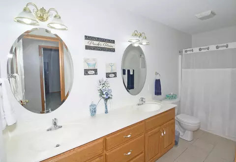 Bath - 135 Spring Ave, Holts Summit, MO 65043 photo 3 of 3