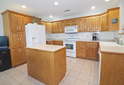 Kitchen - 135 Spring Ave, Holts Summit, MO 65043 photo 1 of 3