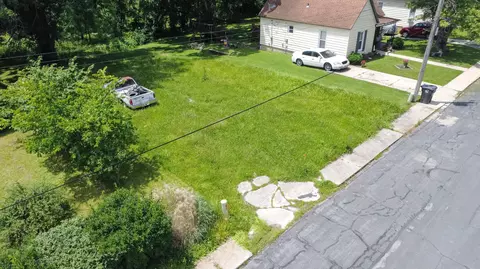 708 Farror St, Moberly, MO 65270 photo 3