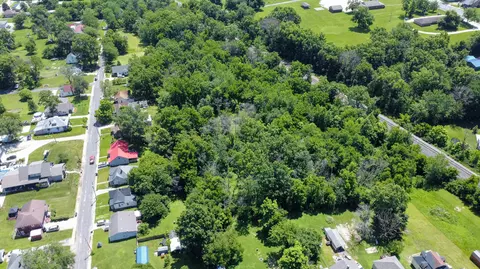 708 Farror St, Moberly, MO 65270 photo 7