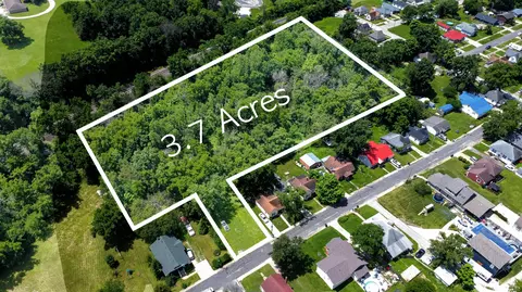 708 Farror St, Moberly, MO 65270