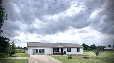 323 State Road Ae, New Bloomfield, MO 65063