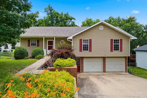 739 Jay Or Dr, Jefferson City, MO 65109
