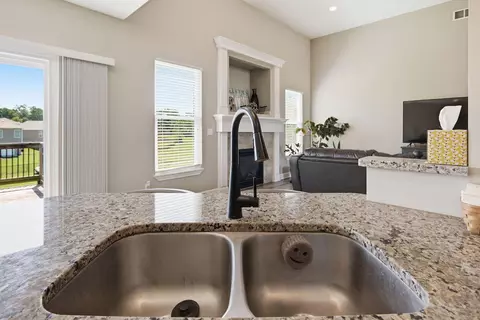 Kitchen - 2114 Mace Ct, Columbia, MO 65201 photo 1 of 9