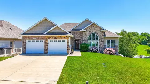 Exterior - 2114 Mace Ct, Columbia, MO 65201 photo 2 of 11