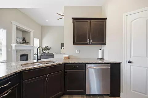 Kitchen - 2114 Mace Ct, Columbia, MO 65201 photo 5 of 9