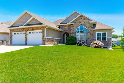 2114 Mace Ct, Columbia, MO 65201