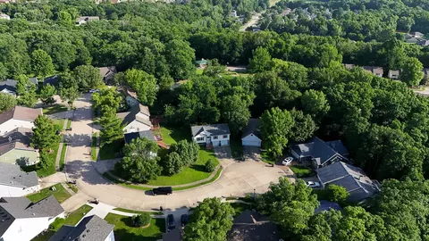 View/Area - 809 Timbers Ct, Columbia, MO 65201 photo 1 of 2