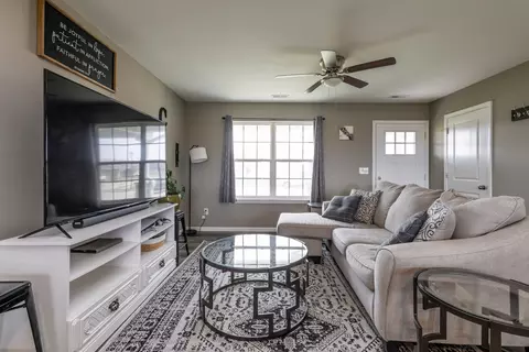 Other - 915 Lois Dr, Centralia, MO 65240 photo 2 of 6