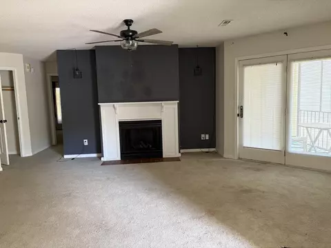 2003 Park Deville Pl, Columbia, MO 65203