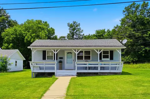 1211 Lynn St, Fulton, MO 65251